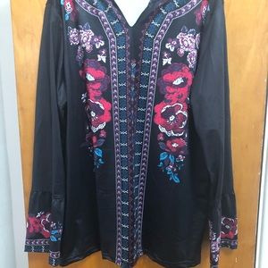 Floral blouse/ Buy 2 tops for 10.00
